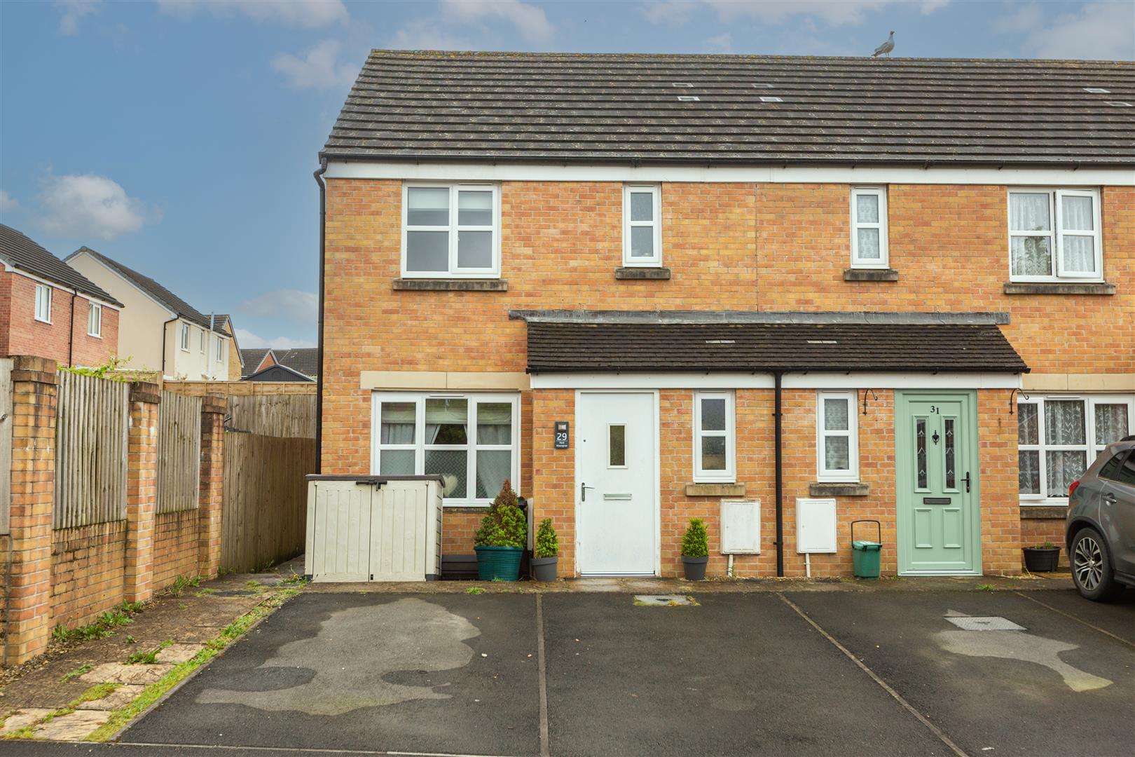 Heol Waungron, Carway, Kidwelly, SA17 4HY